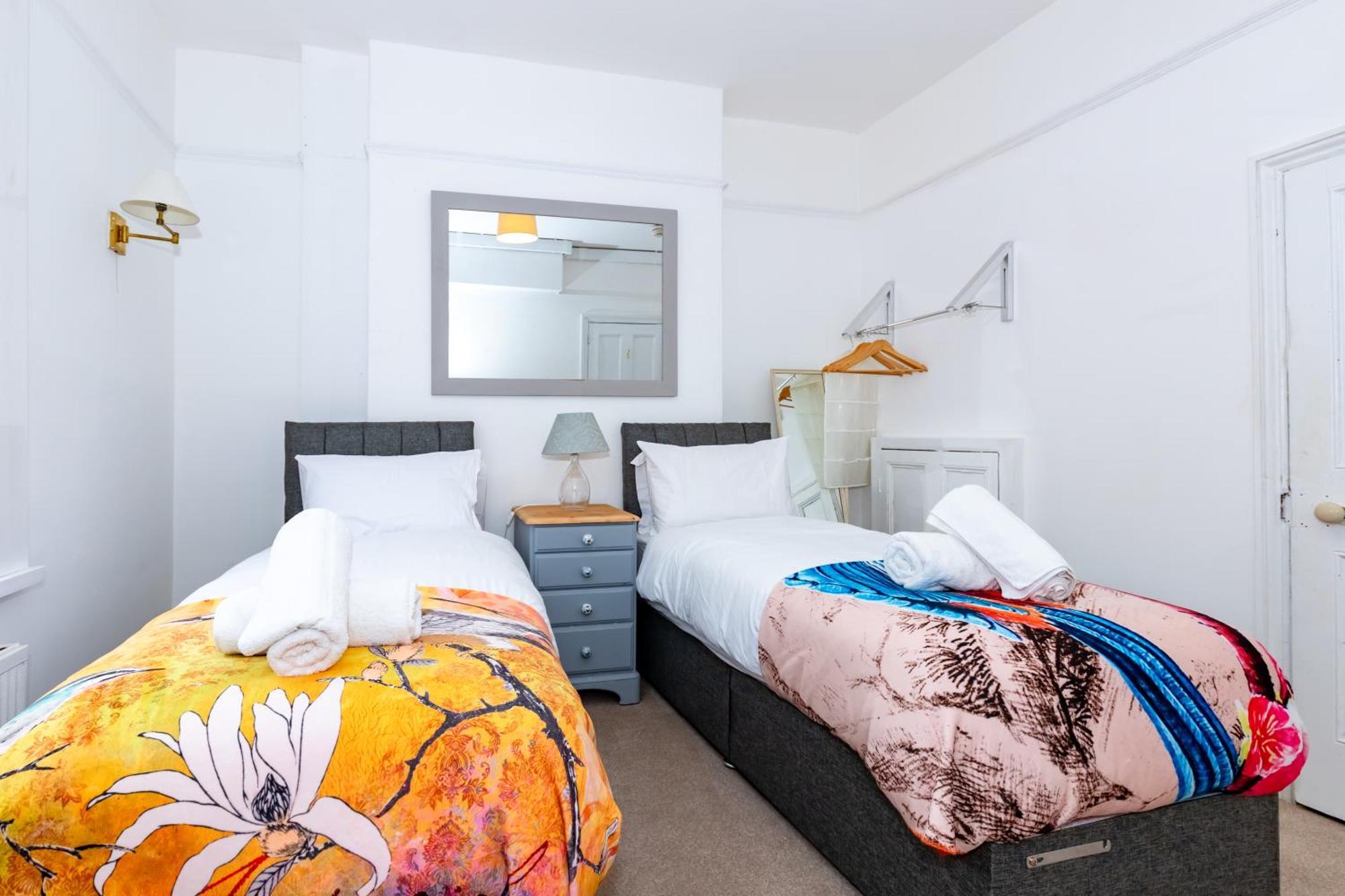 Double or Twin Room with Bathroom